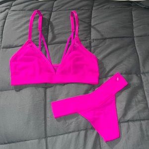 AUDEN Auden Unlined Bralette with matching tong underwear Fuchsia Pink Sz XS NEW